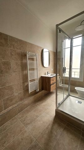 Location Appartement 3 pièces 45m² NICE 06100 - Photo 5