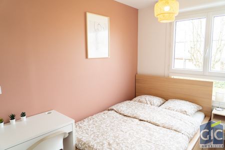 Location Appartement 5 pièces 84m² - Photo 4