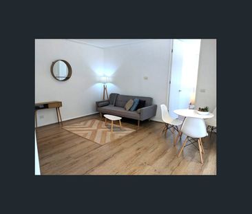 ELM TOWER - Fully Furnished - Photo 1