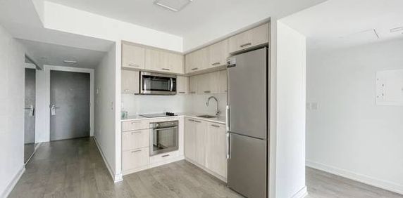 THE FORM CONDO: 1 Bedroom Unit For Rent Downtown Toronto - Photo 2