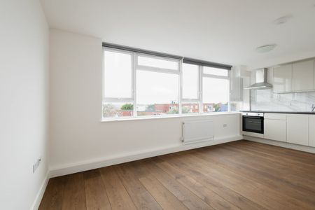 Studio Flat, Ballards Lane, N3 - Photo 4