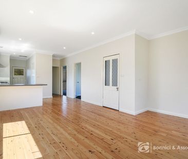 262 Plover Street, North Albury - Photo 1