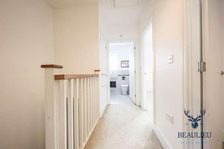 Wilfred Waterman Drive, Beaulieu Park, Cm, CM1 - Photo 2