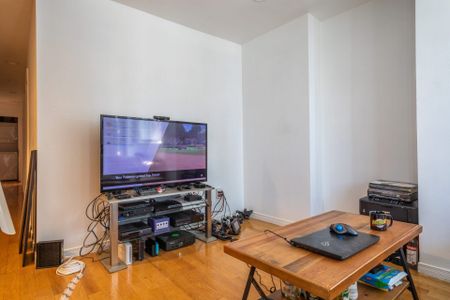 For Lease - 693 Euclid Avenue Unit# 1, Toronto, Ontario - Photo 2