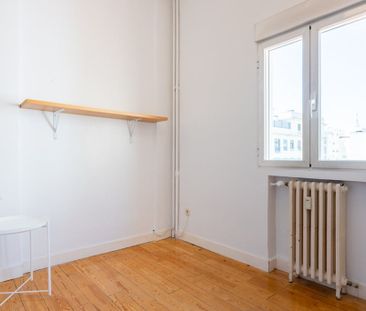 Calle del Doctor Esquerdo, Madrid, Community of Madrid 28028 - Photo 3