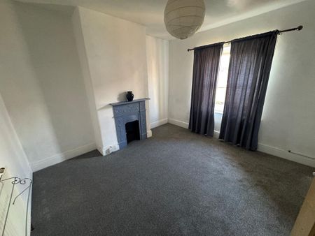 3 bedroom terraced house to rent - Photo 3