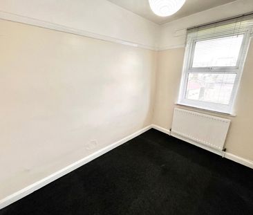 Swanage Road, Southend-on-Sea, Essex, SS2 5HX - Photo 5