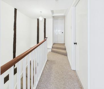 Farm House to rent on - Photo 2