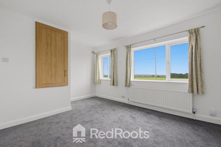 2 bedroom semi-detached house to rent - Photo 3