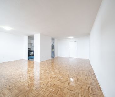 For Lease - 5 Glamorgan Avenue Unit# 901, Toronto, Ontario - Photo 4