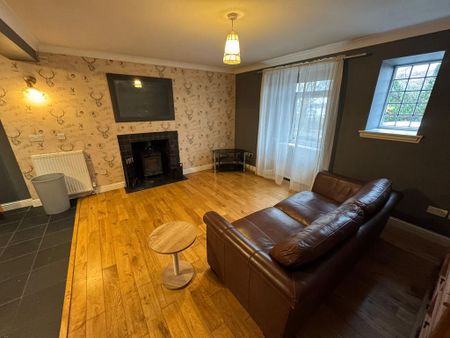 2 bedroom terraced house to rent - Photo 2