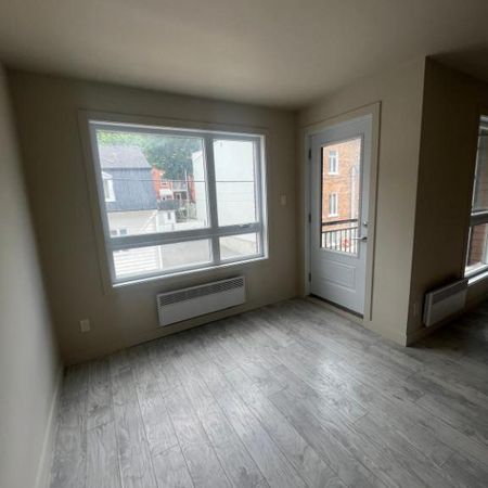 Immeuble tranquille – Quartier recherché - Photo 4