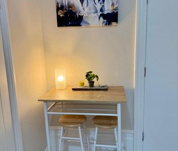 Studio Flat, Linden Mansions, N6 - Photo 1