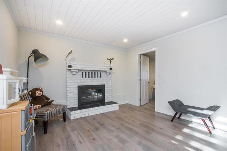 Perfect Family Home! - Photo 3