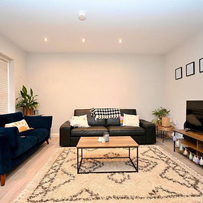 Apt 6, 130 Stranmillis Road, Belfast, BT9 5LW - Photo 1