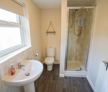 2 bedroom terraced house to rent - Photo 6