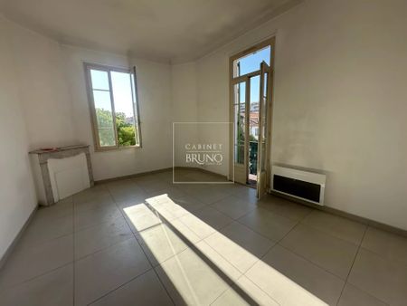 Location Appartement 2 pièces 49m² CANNES 06150 - Photo 2