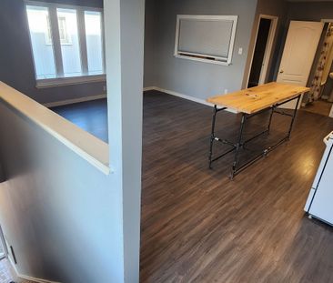 For Lease - 6 Queen Street Unit# B, Innisfil, Ontario - Photo 4