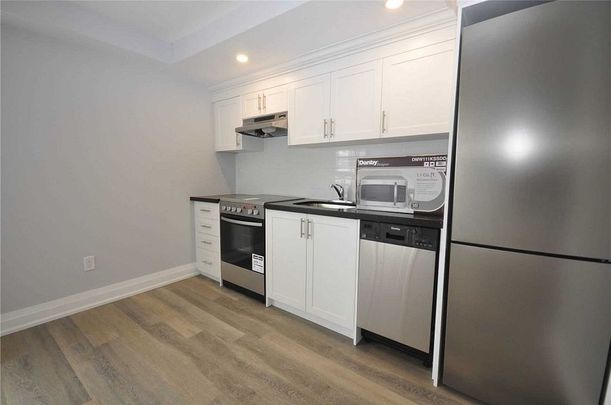 For Lease - 3465 Lake Shore Boulevard Unit# 5, Toronto, Ontario - Photo 1