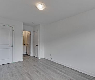 For Lease - 31 Appletree Lane, Barrie, Ontario - Photo 4