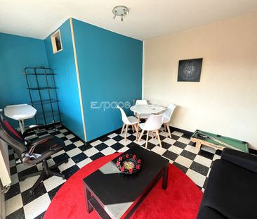 Location Maison 5 pièces 77m² DEVILLE LES ROUEN 76250 - Photo 1