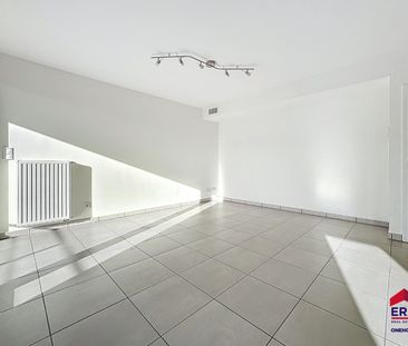 Tweekamerappartement in het centrum van Andenne - Photo 5