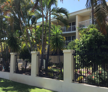 Unit 12, 8-16 Dalpura Street, Surfers Paradise, QLD - Photo 5
