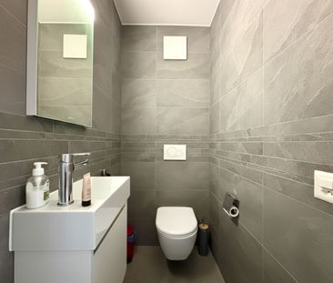 Beautiful modern and furnished 3.5p apartment in Nyon - Photo 1