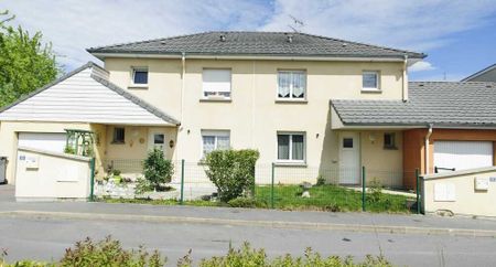 À louer Pavillon T5 89.96 m - Photo 3