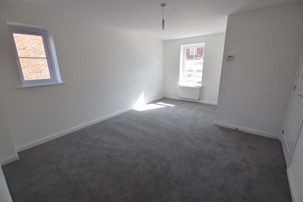 Brompton Lane, Auckley, Doncaster - Photo 1