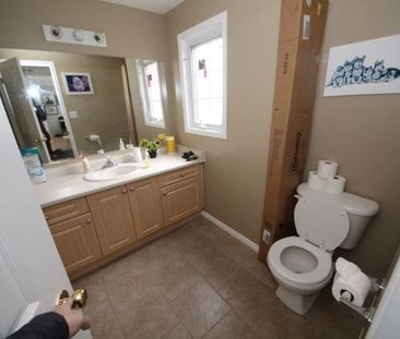 For Lease - 119 Max Becker Drive, Kitchener, Ontario - Photo 6