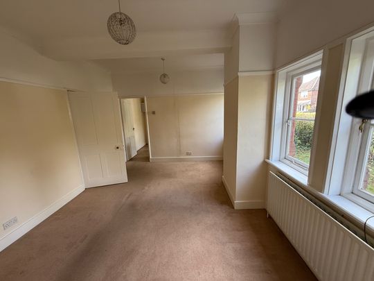 Unfurnished One Bedroom Apartment to Rent In Godalming - Photo 1