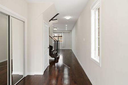 For Lease - 600 Sanderson Crescent, Milton, Ontario - Photo 5