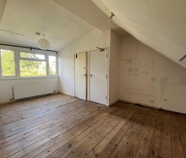4 bedroom terraced house to rent - Photo 1