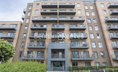 Studio flat to rent in Beaufort Square, Colindale, NW9 - Photo 2