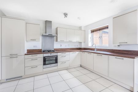 2 bedroom apartment to rent - Photo 5