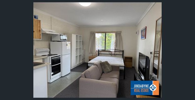 12 Month Lease - $310 per week - Photo 1