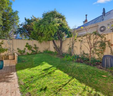 Modern Comfort & Easy-Care Living in a Prime Claremont Location - 6... - Photo 1