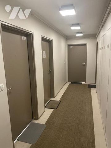 T2 de situé au 3ème étage avec balcon - Photo 5