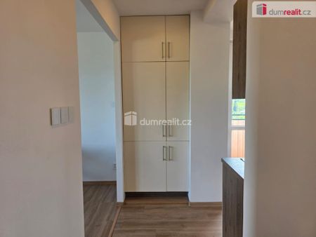 Pronájem bytu 3+1 70 m2 - Photo 2