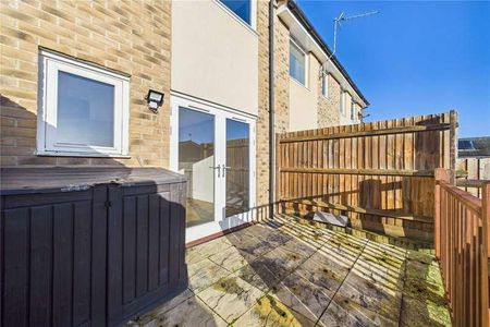 Tay Road, Tilehurst, Reading, Berkshire, RG30 - Photo 2