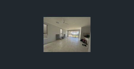 BRAND NEW (nearing completion) 3 bedroom, 2 bathroom townhouse - Photo 5