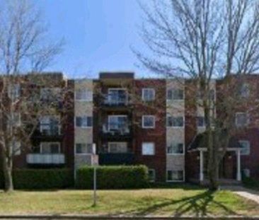 Beau 4 1/2 à Brossard secteur "T" - Photo 1