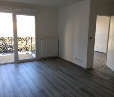 Location Appartement 2 pièces 40m² MAINVILLIERS 28300 - Photo 1