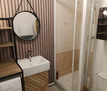 Location appartement t1 2 pièces 26 m² à Villefranche-de-Rouergue (... - Photo 6