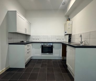 Terminus Road, Eastbourne - Photo 3