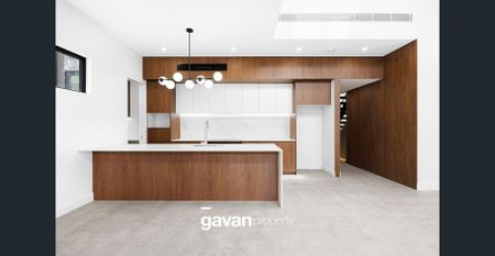 Contemporary Luxury | Brand New Townhouse - Photo 3