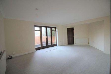 Heathfield Crescent, Kidderminster, DY11 - Photo 5