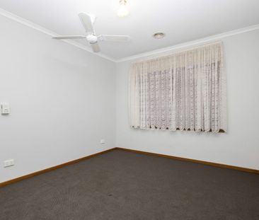 2-Bedroom, 2-Bathroom home in Convenient Golden Square Location - Photo 2