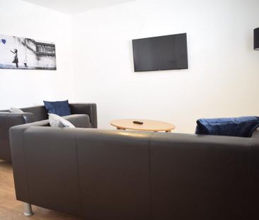 2 bedroom townhouse to rent - Photo 1